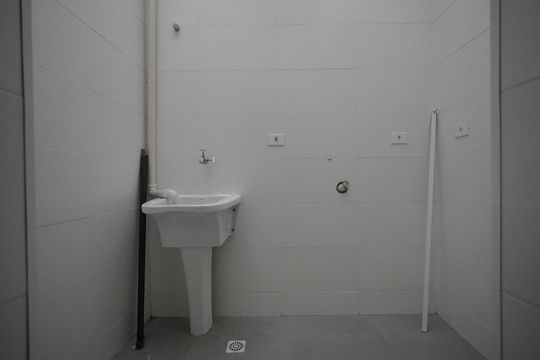 Área de Serviço de kitnet/studio à venda com 1 quarto, 265m² em Jardim Ocara, Santo André