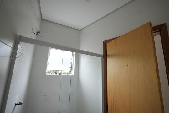 Banheiro Social de kitnet/studio à venda com 1 quarto, 265m² em Jardim Ocara, Santo André