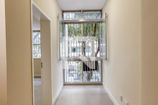 Corredor de apartamento à venda com 3 quartos, 107m² em Flamengo, Rio de Janeiro
