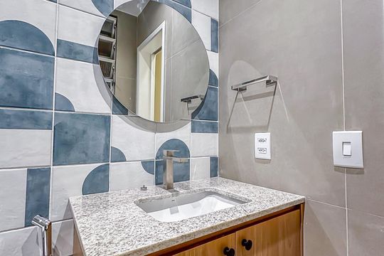 Banheiro da Suíte de apartamento à venda com 3 quartos, 107m² em Flamengo, Rio de Janeiro