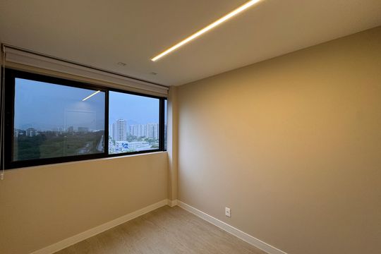 Quarto  de apartamento para alugar com 2 quartos, 55m² em Barra Olímpica, Rio de Janeiro