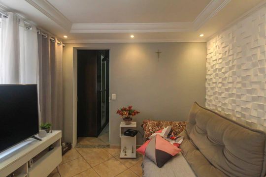 Casa à venda com 3 quartos, 125m² em Parque Colonial, São Paulo