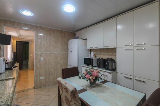 Casa à venda com 3 quartos, 125m² em Parque Colonial, São Paulo