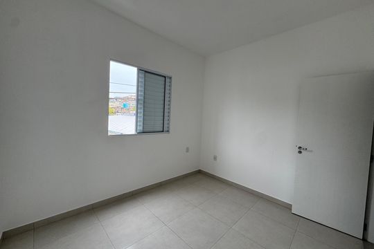 Quarto 1 de kitnet/studio para alugar com 1 quarto, 30m² em São Pedro, Osasco