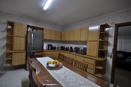 Cozinha de casa para alugar com 3 quartos, 100m² em Carandiru, São Paulo