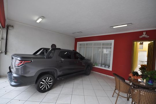 Garagem de casa para alugar com 3 quartos, 100m² em Carandiru, São Paulo