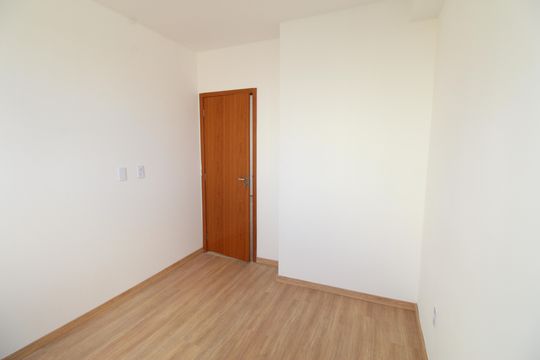 Quarto 1 de apartamento para alugar com 2 quartos, 43m² em Parque dos Ipes, São José dos Campos