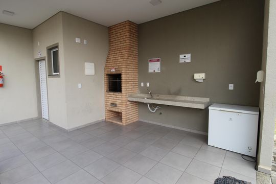 Área comum - Churrasqueira de apartamento para alugar com 2 quartos, 43m² em Parque dos Ipes, São José dos Campos