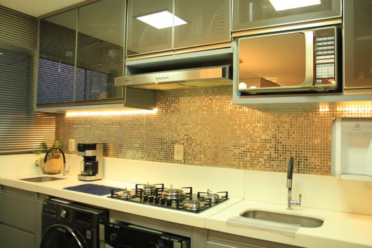 Cozinha de apartamento à venda com 2 quartos, 54m² em Betânia, Belo Horizonte