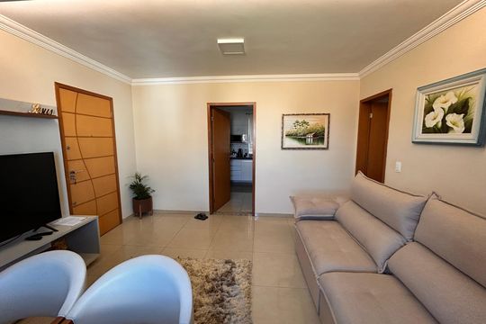 Apartamento à venda com 2 quartos, 78m² em Cabral, Contagem