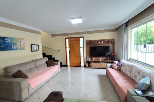 Sala de casa à venda com 3 quartos, 240m² em Jardim São Paulo, São Paulo