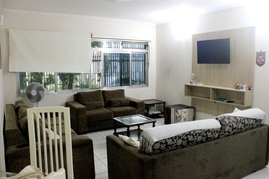 Casa à venda com 3 quartos, 277m² em Vila Galvão, Guarulhos