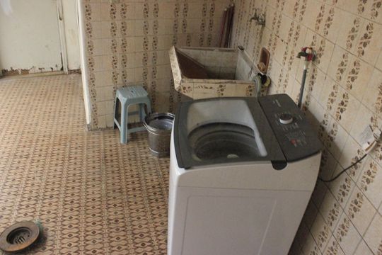 Lavanderia e Quintal  de casa à venda com 3 quartos, 277m² em Vila Galvão, Guarulhos