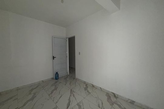 Casa para alugar com 1 quarto, 70m² em Vila Terezinha, Carapicuíba