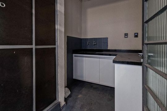 Casa para alugar com 4 quartos, 220m² em Parque Sao Domingos, São Paulo