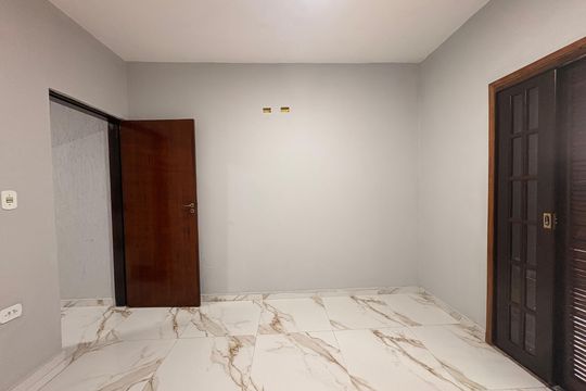 Quarto 2 de casa para alugar com 2 quartos, 135m² em Parque Novo Oratório, Santo André