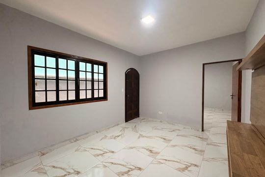 Sala de casa para alugar com 2 quartos, 135m² em Parque Novo Oratório, Santo André