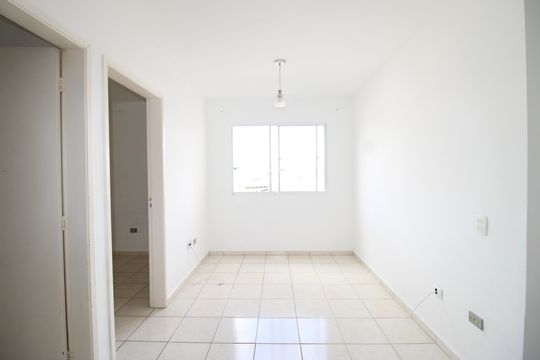 Sala de apartamento para alugar com 2 quartos, 48m² em Vila Nova Curuca, São Paulo