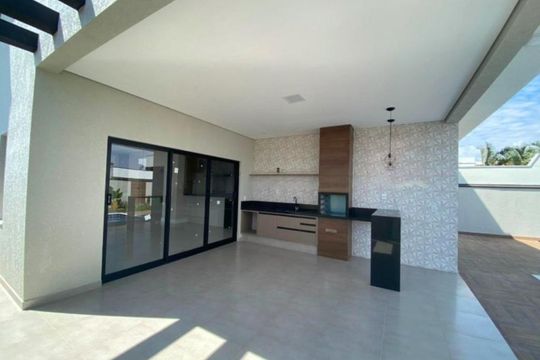 Foto 01 de casa de condomínio para alugar com 4 quartos, 282m² em Swiss Park, Campinas