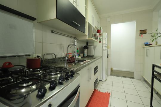 Cozinha de apartamento à venda com 2 quartos, 57m² em Chácara Califórnia, São Paulo