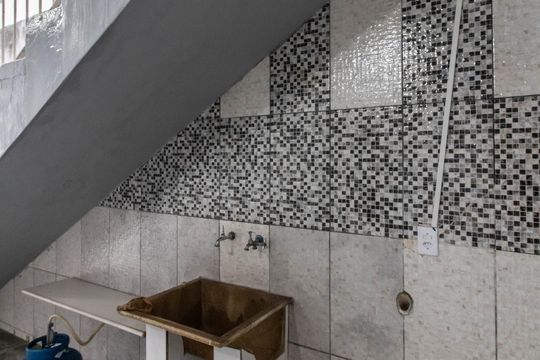 Area de Serviço de casa para alugar com 2 quartos, 62m² em Jardim Rosana, Guarulhos