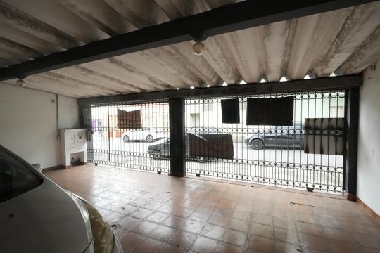 Garagem de casa para alugar com 4 quartos, 220m² em Campestre, Santo André