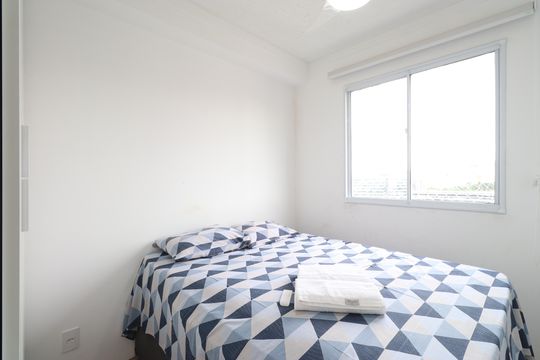 Quarto 2 de apartamento para alugar com 2 quartos, 38m² em Barra Funda, São Paulo