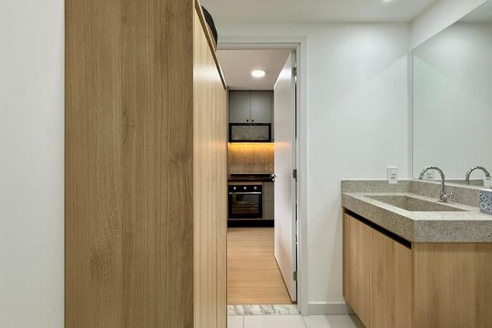 Banheiro de apartamento para alugar com 1 quarto, 34m² em Santo Amaro, São Paulo