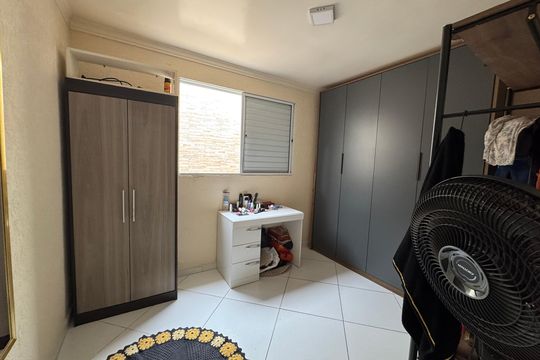 Quarto 2 de casa para alugar com 3 quartos, 129m² em Metalúrgicos, Osasco