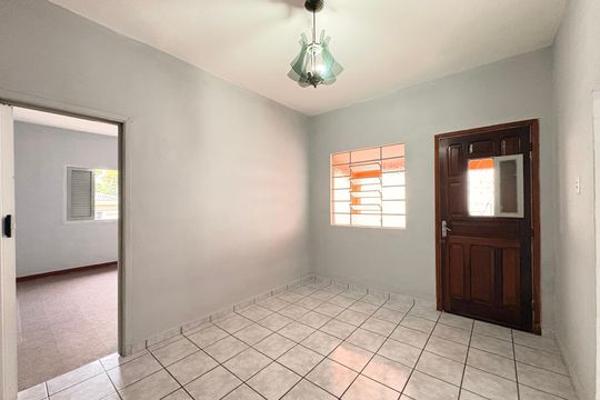 Casa para alugar com 2 quartos, 107m² em Jardim do Estádio, Santo André