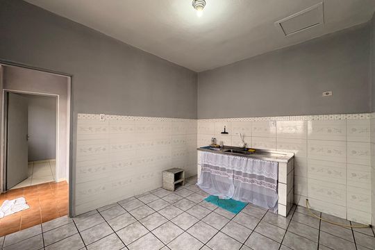 Cozinha  de casa para alugar com 2 quartos, 107m² em Jardim do Estádio, Santo André