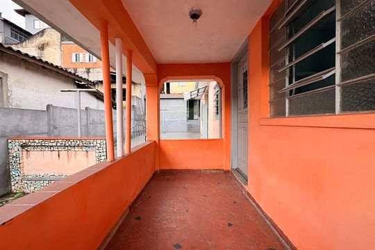 Varanda  de casa para alugar com 2 quartos, 107m² em Jardim do Estádio, Santo André