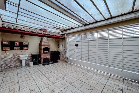Garagem de casa para alugar com 2 quartos, 70m² em Vila Aricanduva, São Paulo