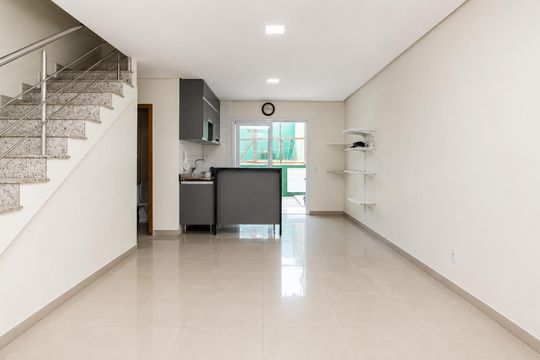 Sala de casa para alugar com 3 quartos, 140m² em Parque Santa Fé, Porto Alegre