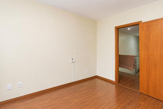 Quarto de casa para alugar com 3 quartos, 140m² em Parque Santa Fé, Porto Alegre