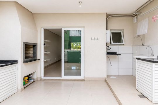 Área de Serviço de casa para alugar com 3 quartos, 140m² em Parque Santa Fé, Porto Alegre