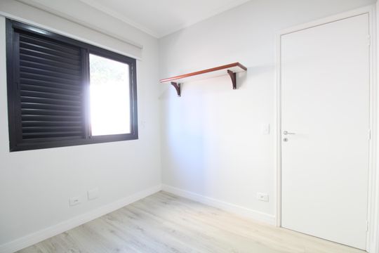 Quarto 2 de apartamento para alugar com 3 quartos, 85m² em Vila Suzana, São Paulo