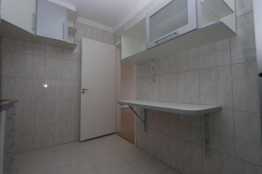 Cozinha de apartamento à venda com 2 quartos, 56m² em Jardim Vila Formosa, São Paulo