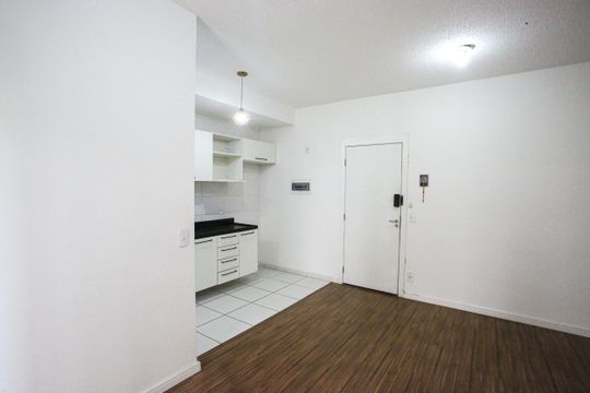 Sala de apartamento à venda com 2 quartos, 48m² em Anil, Rio de Janeiro