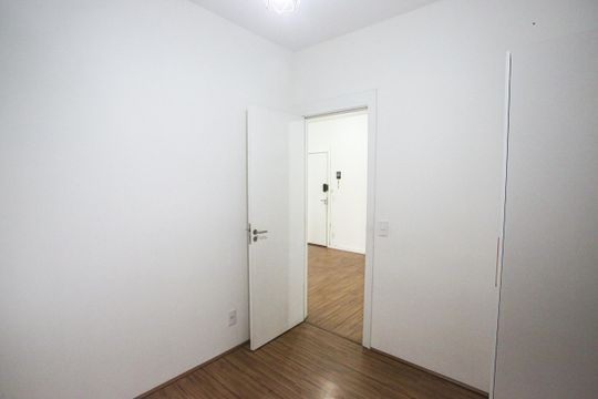 Quarto 2 de apartamento à venda com 2 quartos, 48m² em Anil, Rio de Janeiro