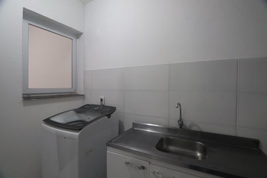 Cozinha - Armários de casa de condomínio para alugar com 2 quartos, 50m² em Fátima, Canoas