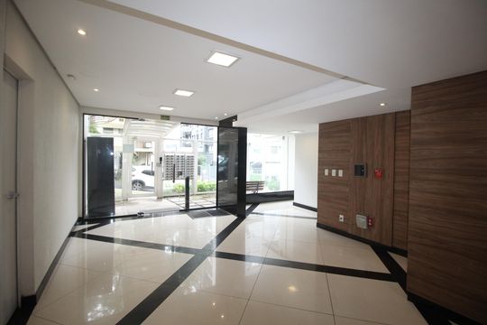 Hall social de apartamento para alugar com 2 quartos, 82m² em Rio Branco, Porto Alegre