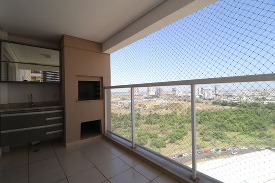 Apartamento para alugar com 3 quartos, 108m² em Jardim Karaíba, Uberlândia