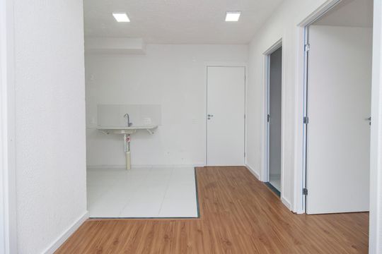 Sala de apartamento para alugar com 2 quartos, 32m² em Jardim Caravelas, São Paulo