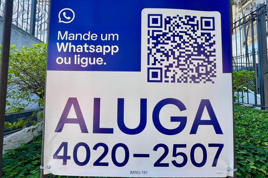 Placa  de apartamento para alugar com 2 quartos, 70m² em Pinheiros, São Paulo