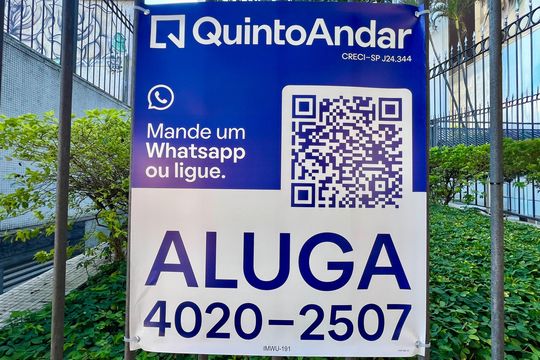 Placa de apartamento para alugar com 2 quartos, 70m² em Pinheiros, São Paulo