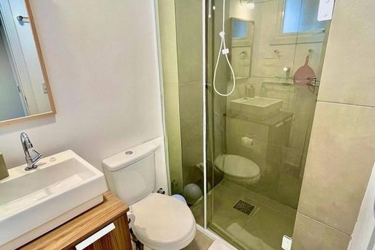Banheiro de apartamento para alugar com 1 quarto, 29m² em Centro Histórico, Porto Alegre