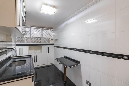 Cozinha de apartamento para alugar com 2 quartos, 49m² em Parque Cecap, Guarulhos