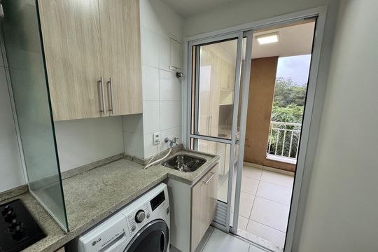 Área de Serviço de apartamento para alugar com 3 quartos, 70m² em Jardim Torino, Cotia
