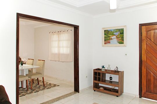 Sala de casa à venda com 4 quartos, 870m² em Altos do Morumbi, Vinhedo